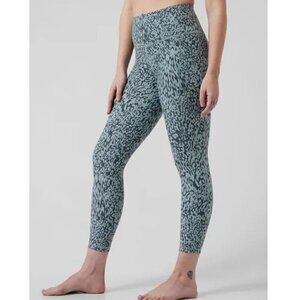 Athleta Salutation Stash Pocket Printed 7/8 Tight - L Teal Print